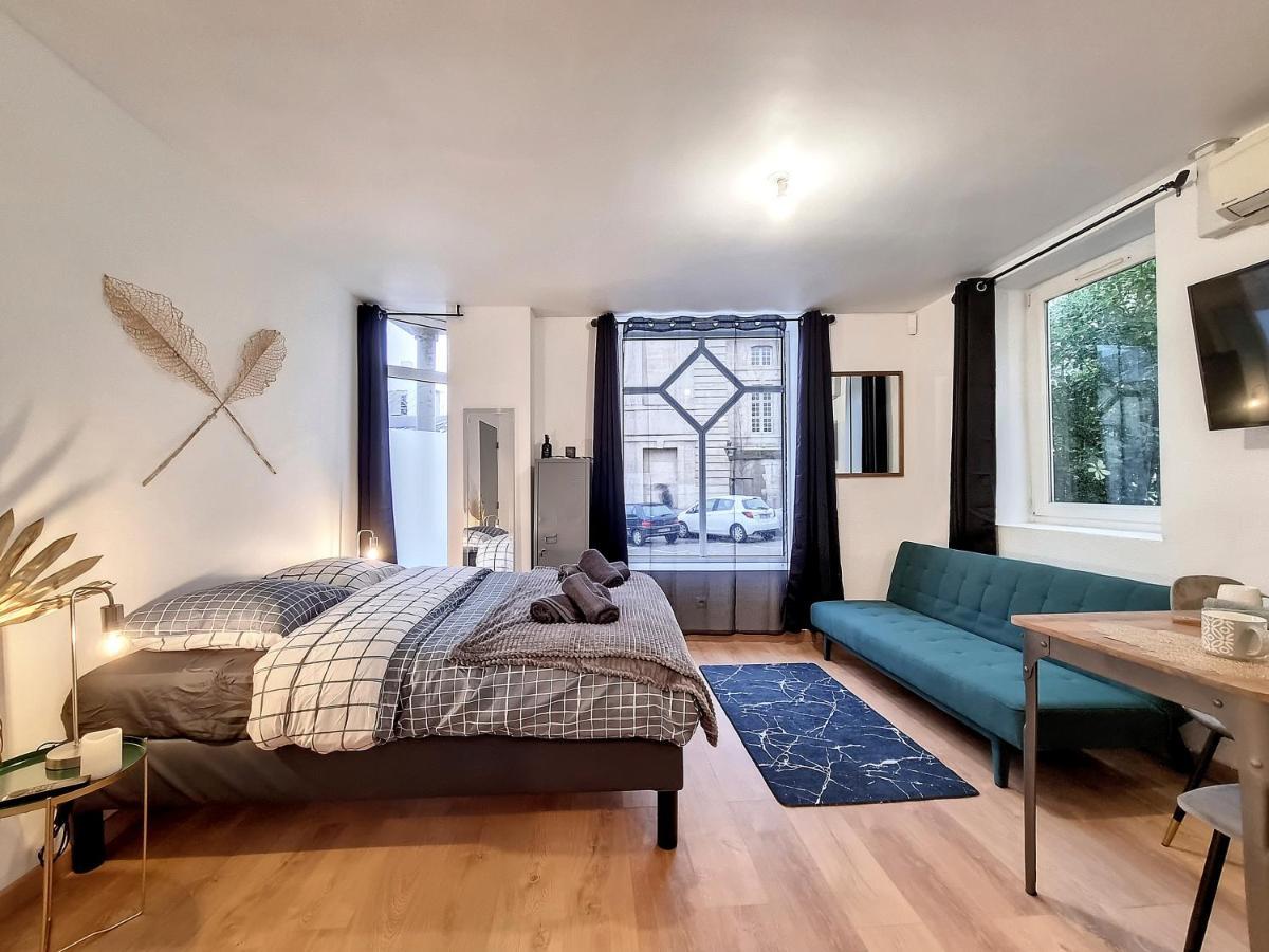 Agathe Apartment Руан Екстериор снимка