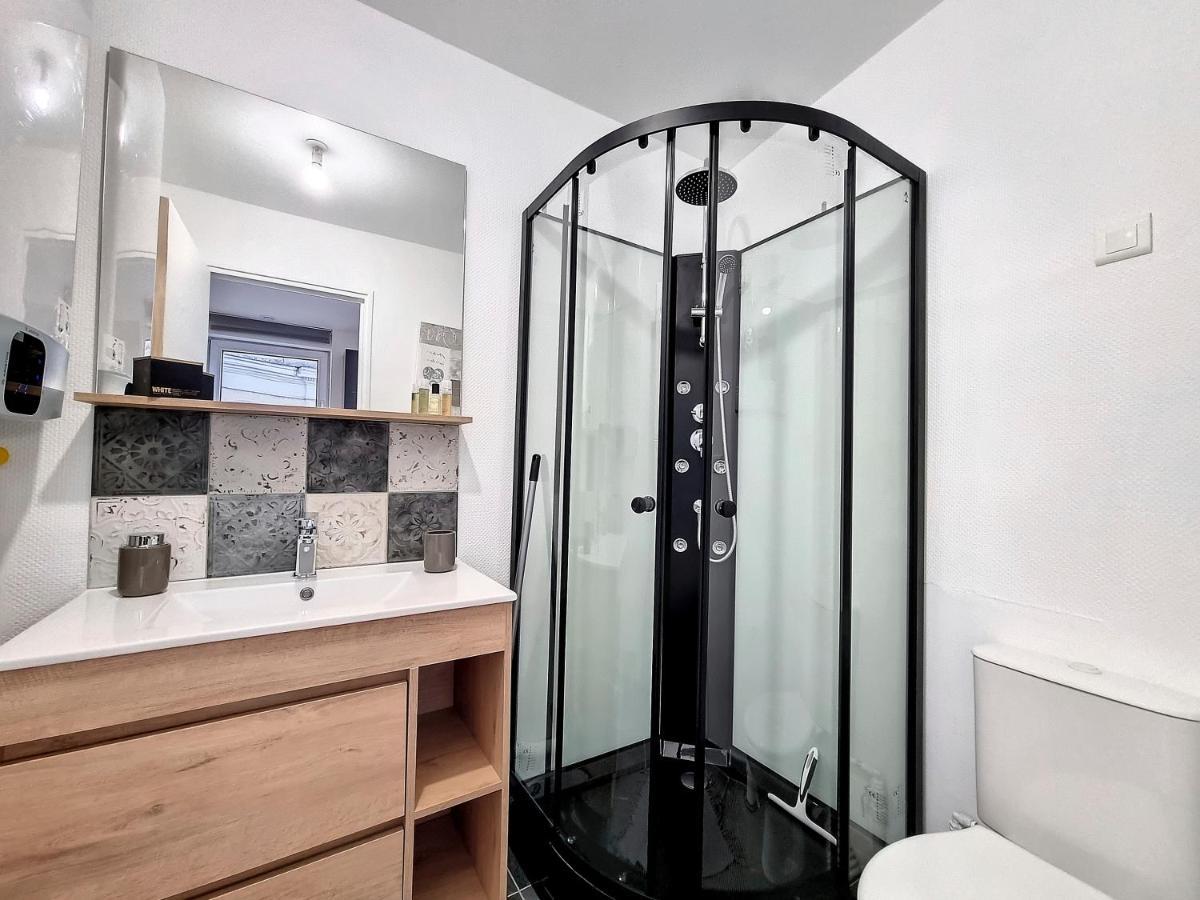 Agathe Apartment Руан Екстериор снимка