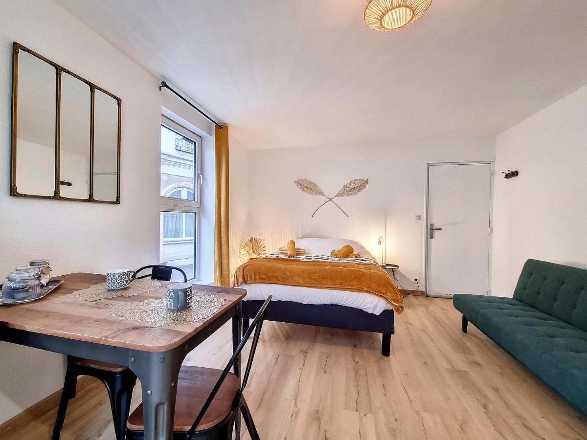 Agathe Apartment Руан Екстериор снимка